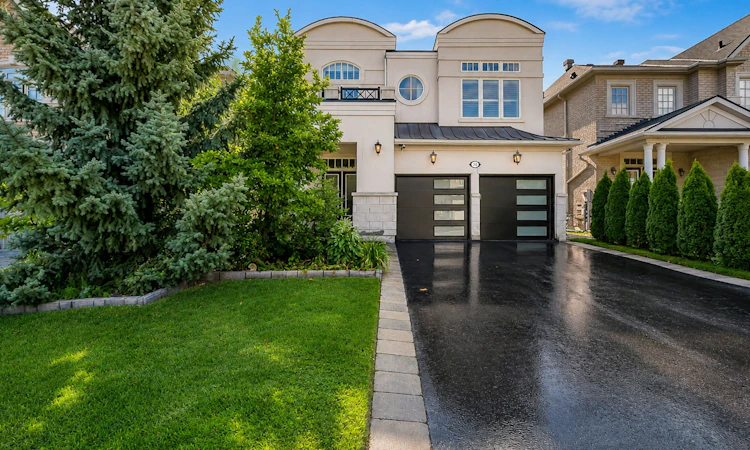 20 Rock Elm Court