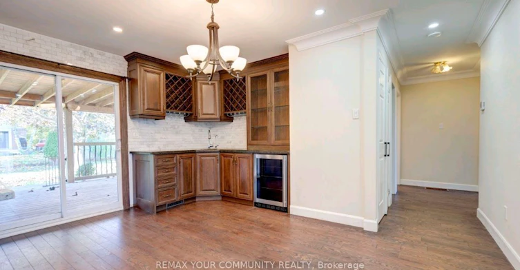 372 Dixon Boulevard, Newmarket, ON, L3Y 5C4 - 7