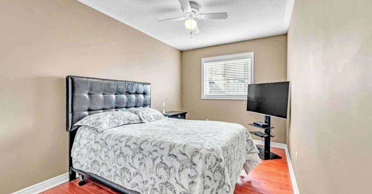 558 Legresley Lane, Newmarket, ON, L3Y 8R6 - 12