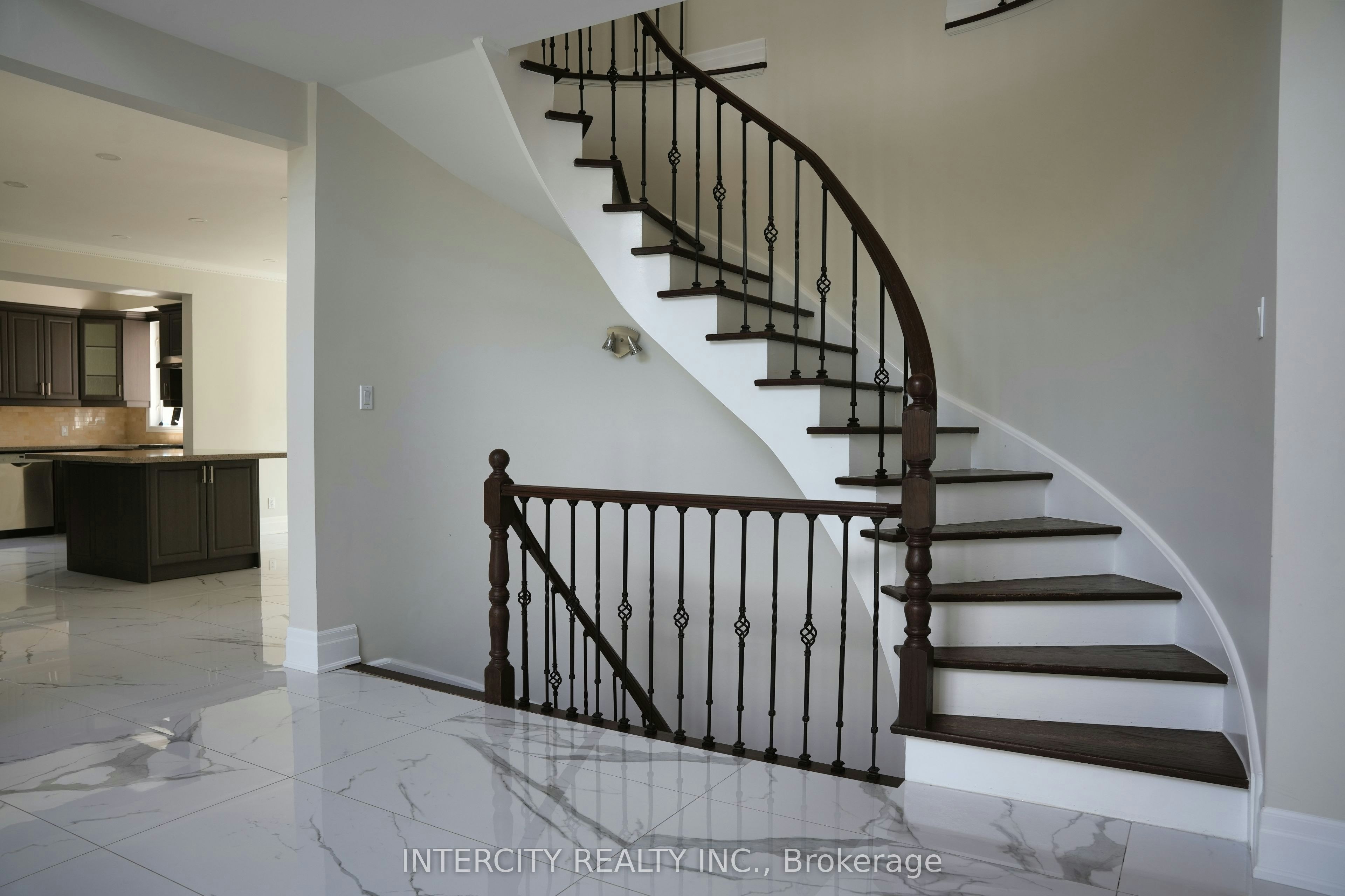 70 Belsite Court, Vaughan, ON, L0J 1C0 - 16