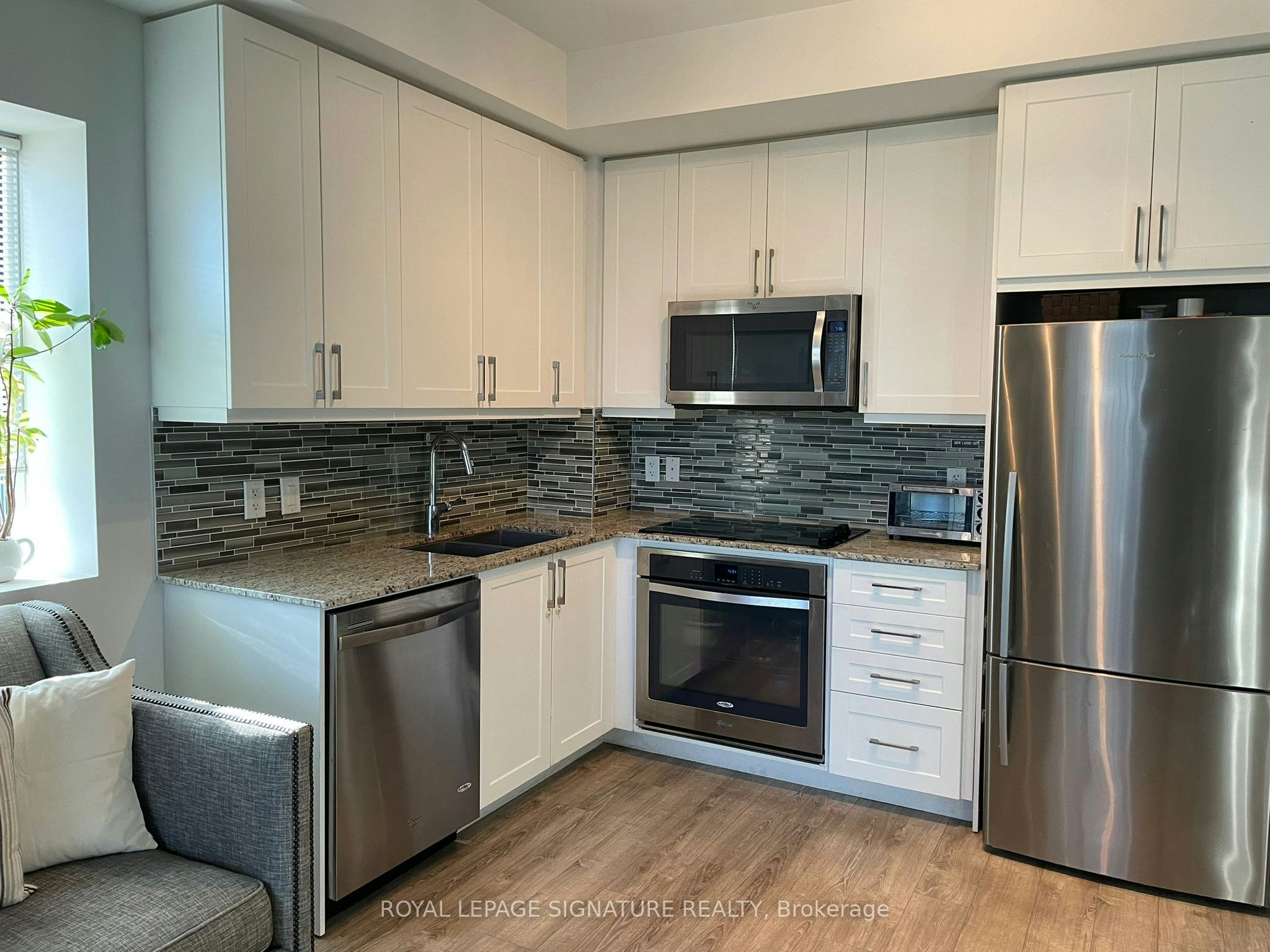 210A-9608 Yonge Street, Richmond Hill, ON, L4C 0X4 - 8