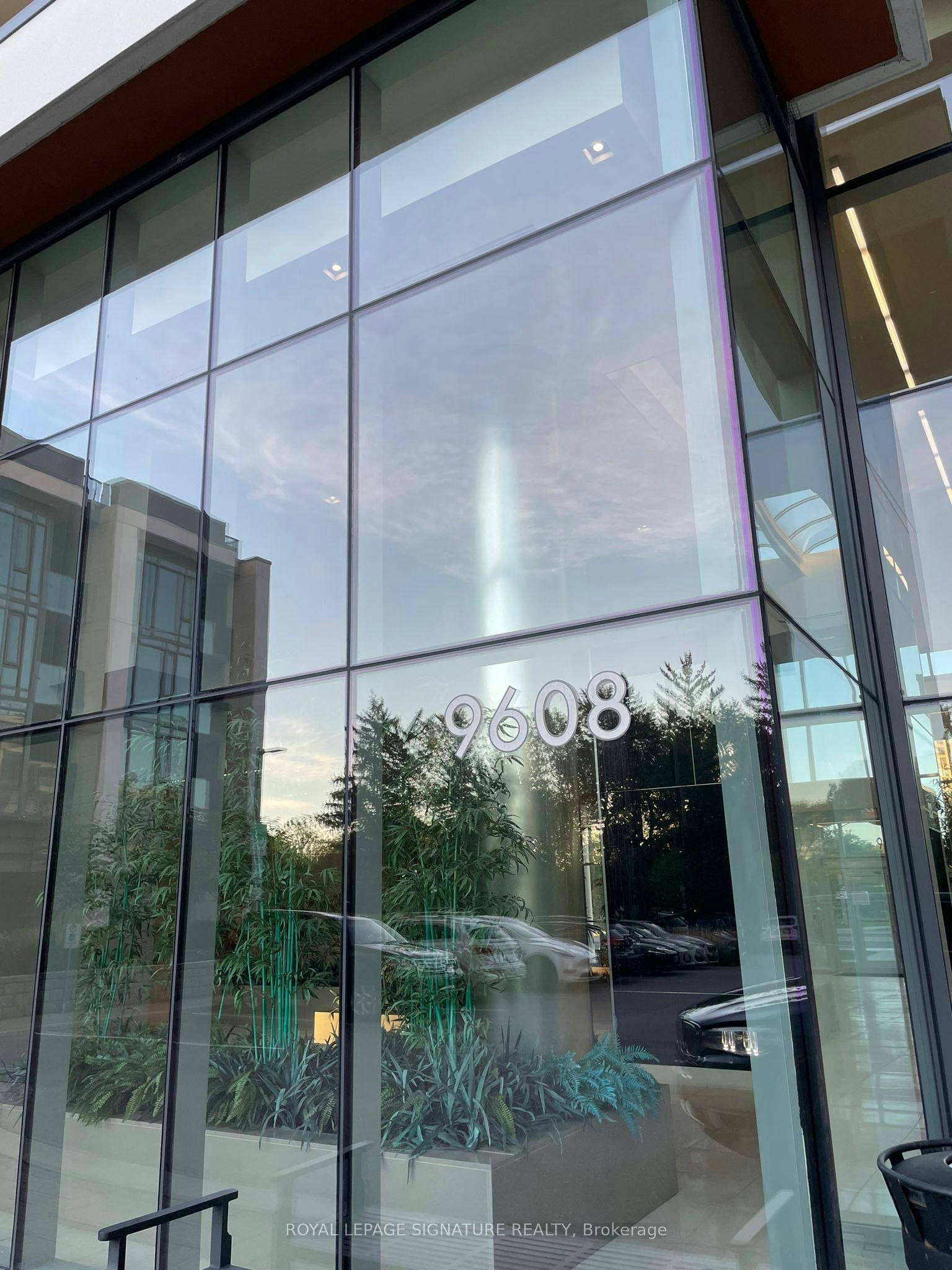 210A-9608 Yonge Street, Richmond Hill, ON, L4C 0X4 - 2