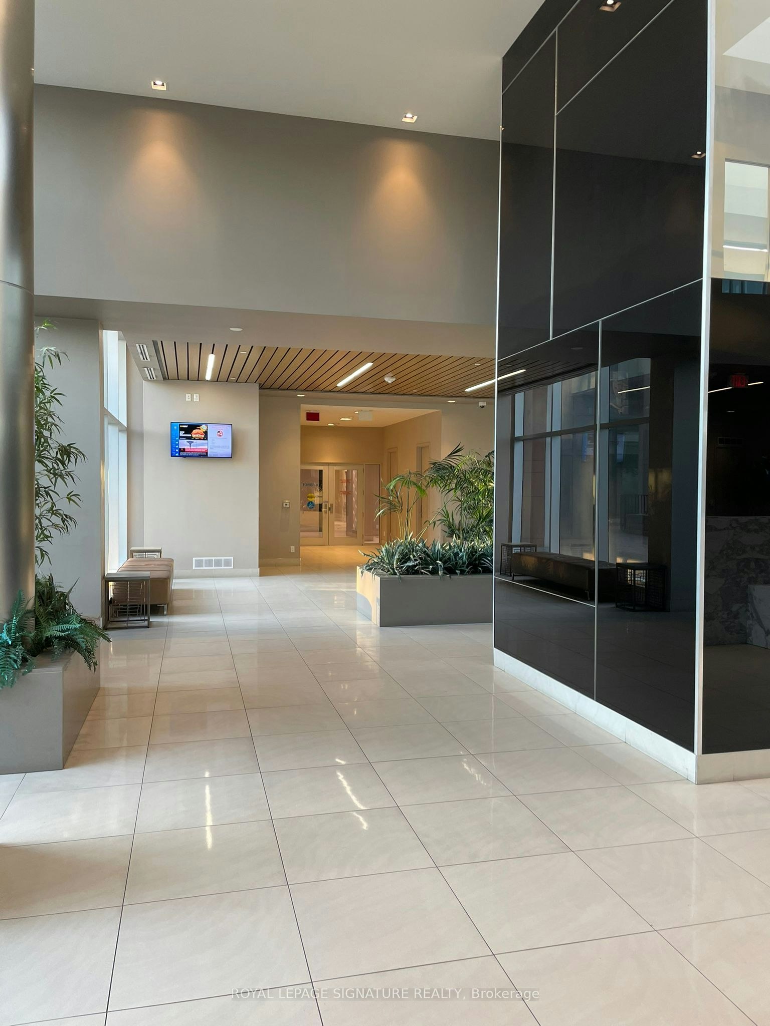 210A-9608 Yonge Street, Richmond Hill, ON, L4C 0X4 - 4