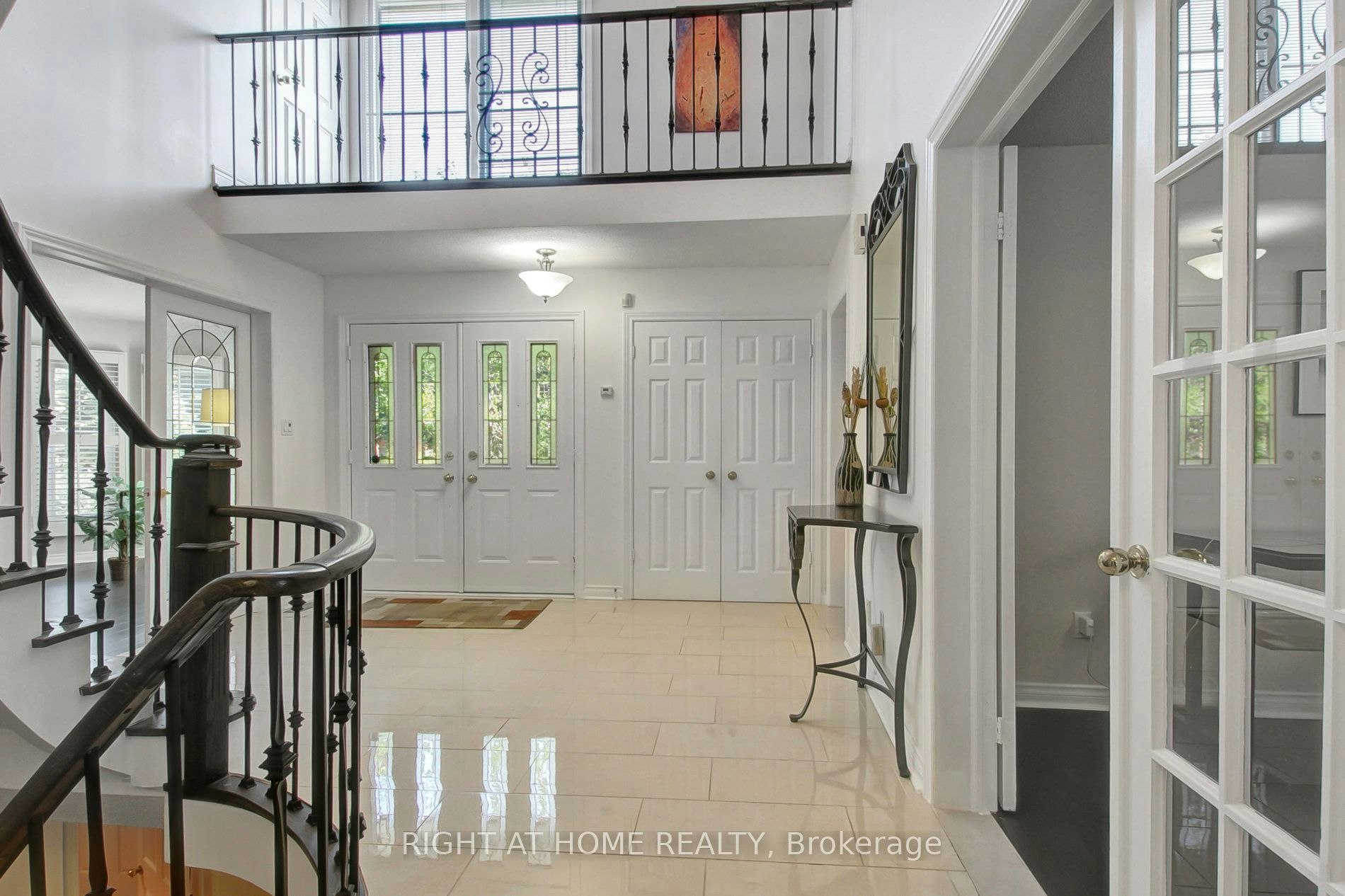 53 Waltham Crescent, Richmond Hill, ON, L4B 1Z3 - 4