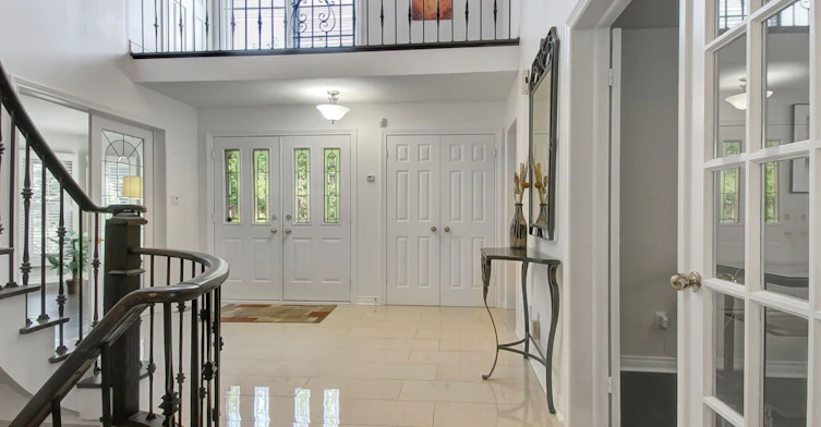 53 Waltham Crescent, Richmond Hill, ON, L4B 1Z3 - 4