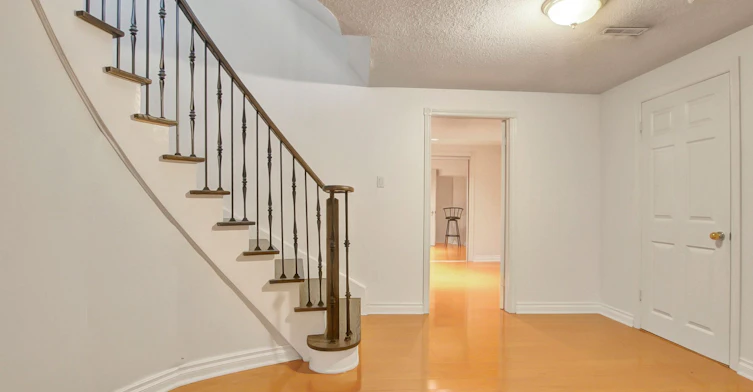 53 Waltham Crescent, Richmond Hill, ON, L4B 1Z3 - 41