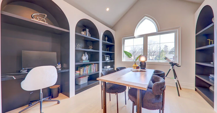 42 Peter Street, Markham, ON, L3P 2A6 - 42