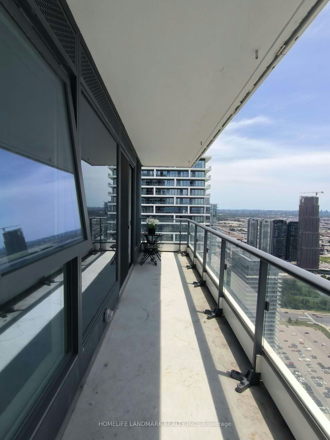 5803-898 Portage Parkway, Vaughan, ON, L4K 0J6 - 4