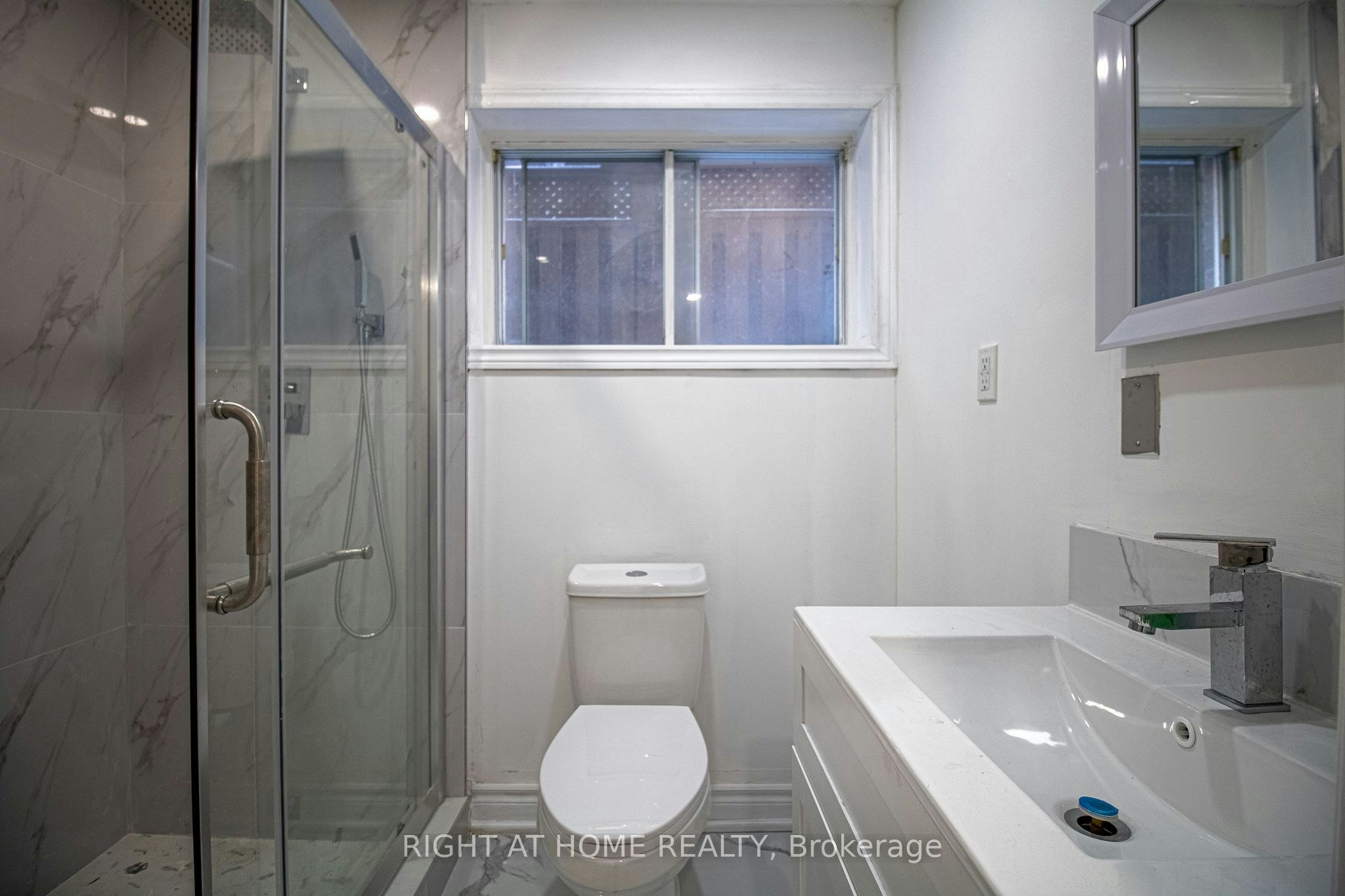 Lower level-12 Josie Drive, Richmond Hill, ON, L4C 7G1 - 2