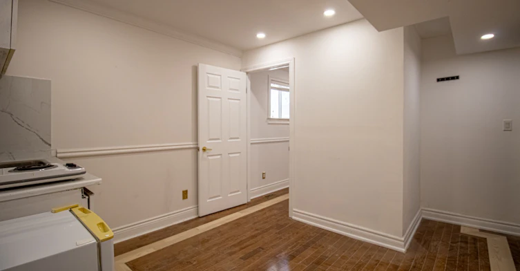 Lower level-12 Josie Drive, Richmond Hill, ON, L4C 7G1 - 7