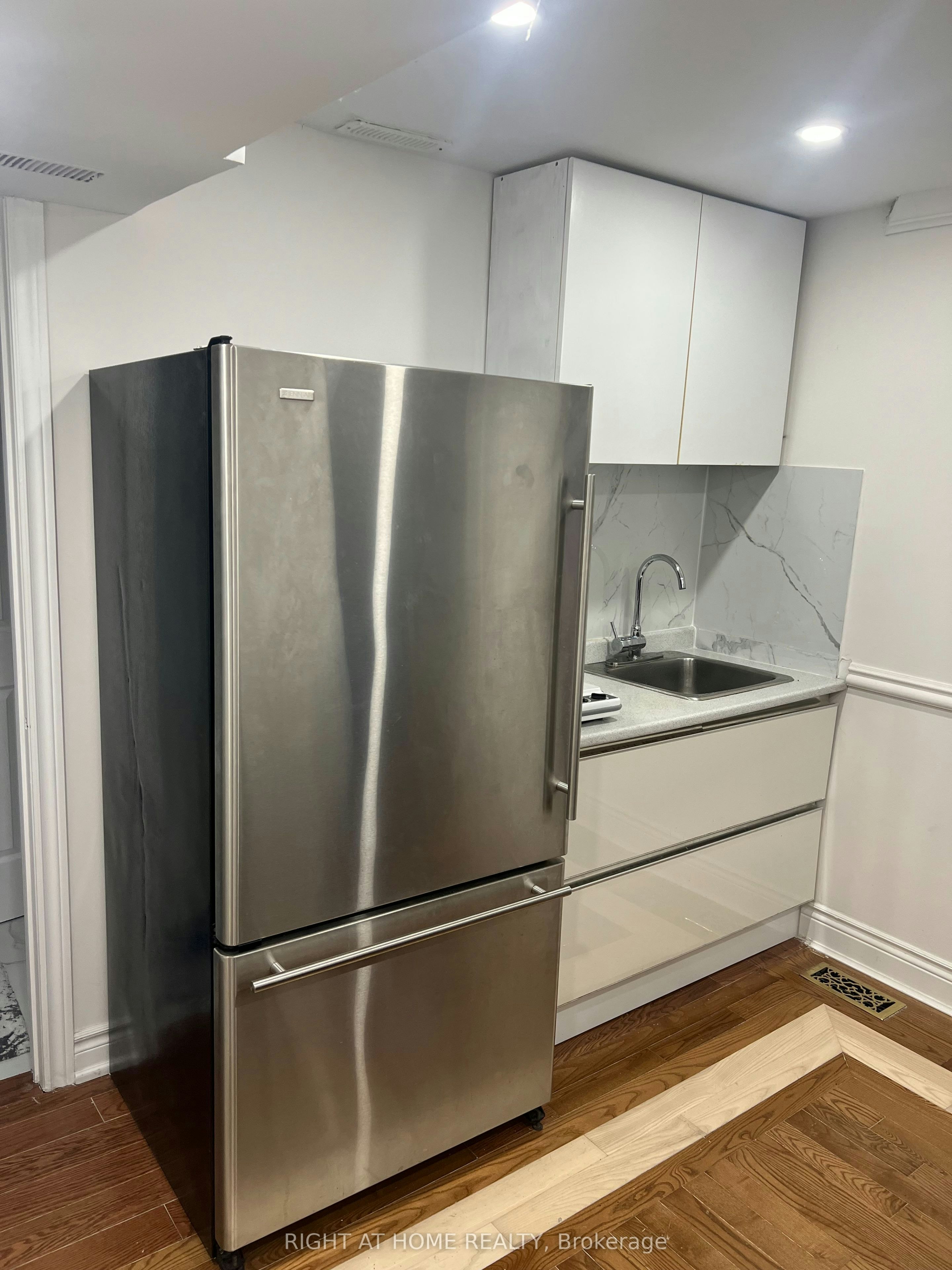 Lower level-12 Josie Drive, Richmond Hill, ON, L4C 7G1 - 8