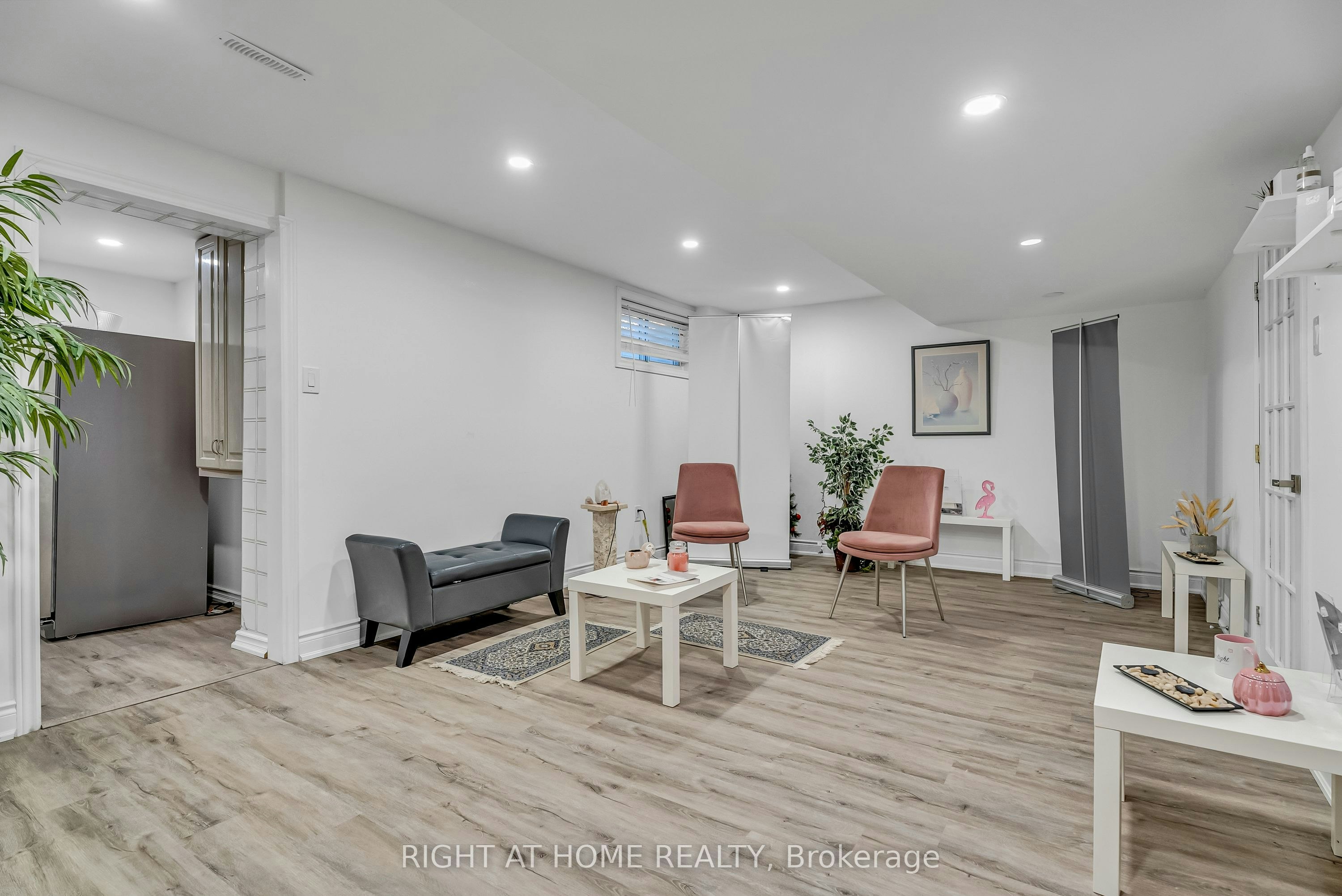 Lower level-373 Firglen Ridge, Vaughan, ON, L4L 1N6 - 7