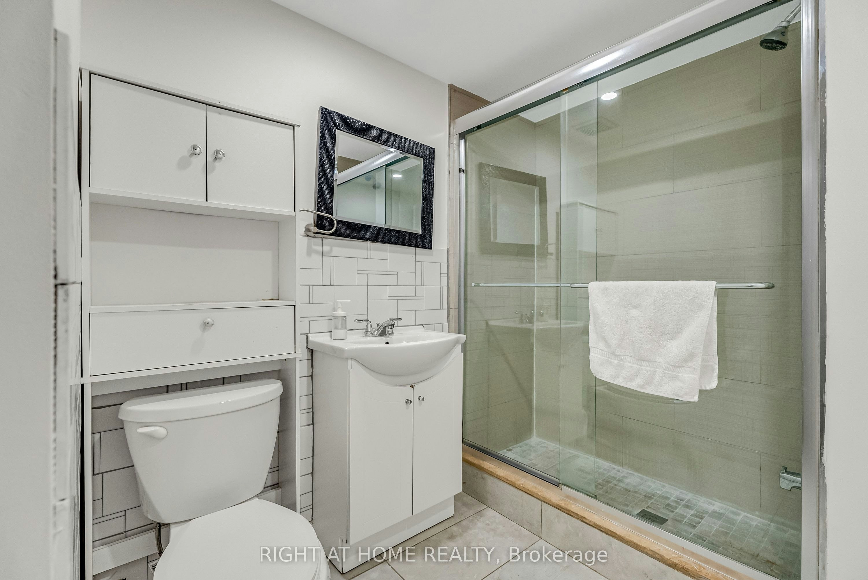 Lower level-373 Firglen Ridge, Vaughan, ON, L4L 1N6 - 4