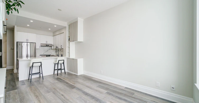 107-111 Upper Duke Crescent, Markham, ON, L6G 0C8 - 6