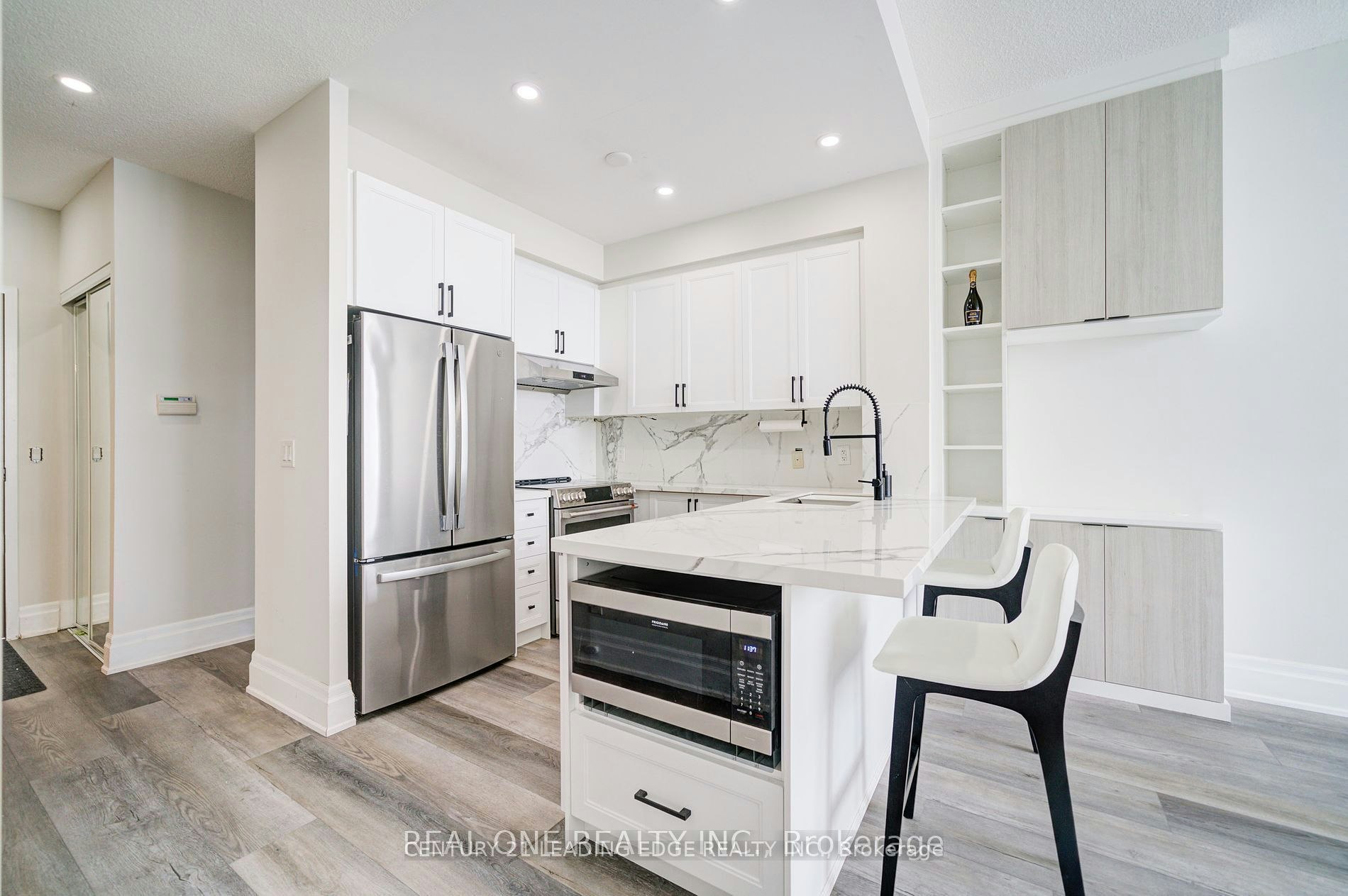 107-111 Upper Duke Crescent, Markham, ON, L6G 0C8 - 7