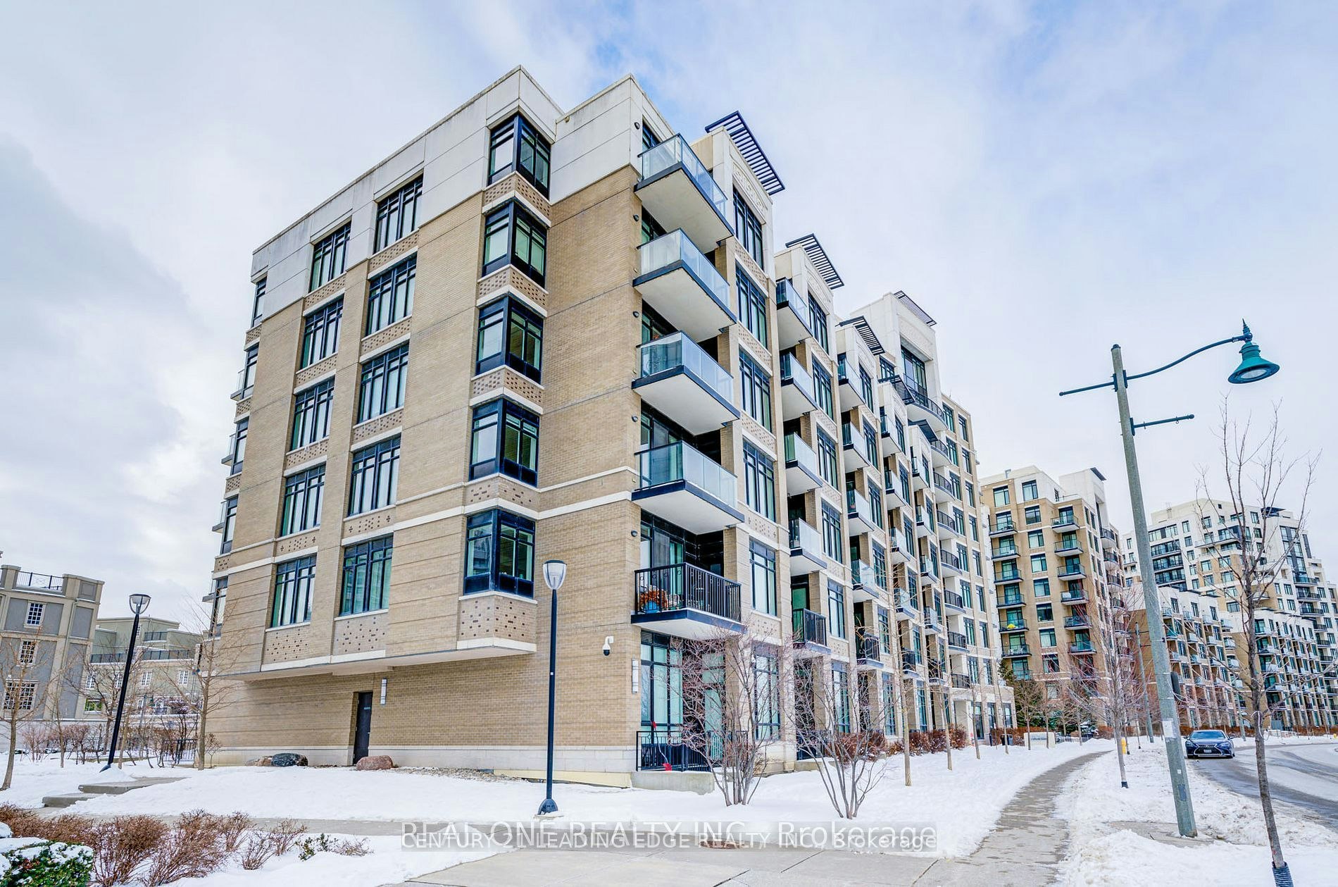 107-111 Upper Duke Crescent, Markham, ON, L6G 0C8 - 2