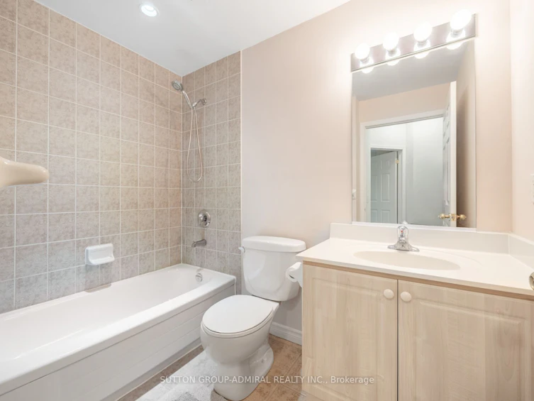215-1 Maison Parc Court, Vaughan, ON, L4J 9K1 - 15