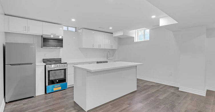 BSMT-353 Wood Duck Lane, Newmarket, ON, L3X 2X8 - 6