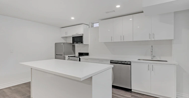 BSMT-353 Wood Duck Lane, Newmarket, ON, L3X 2X8 - 9