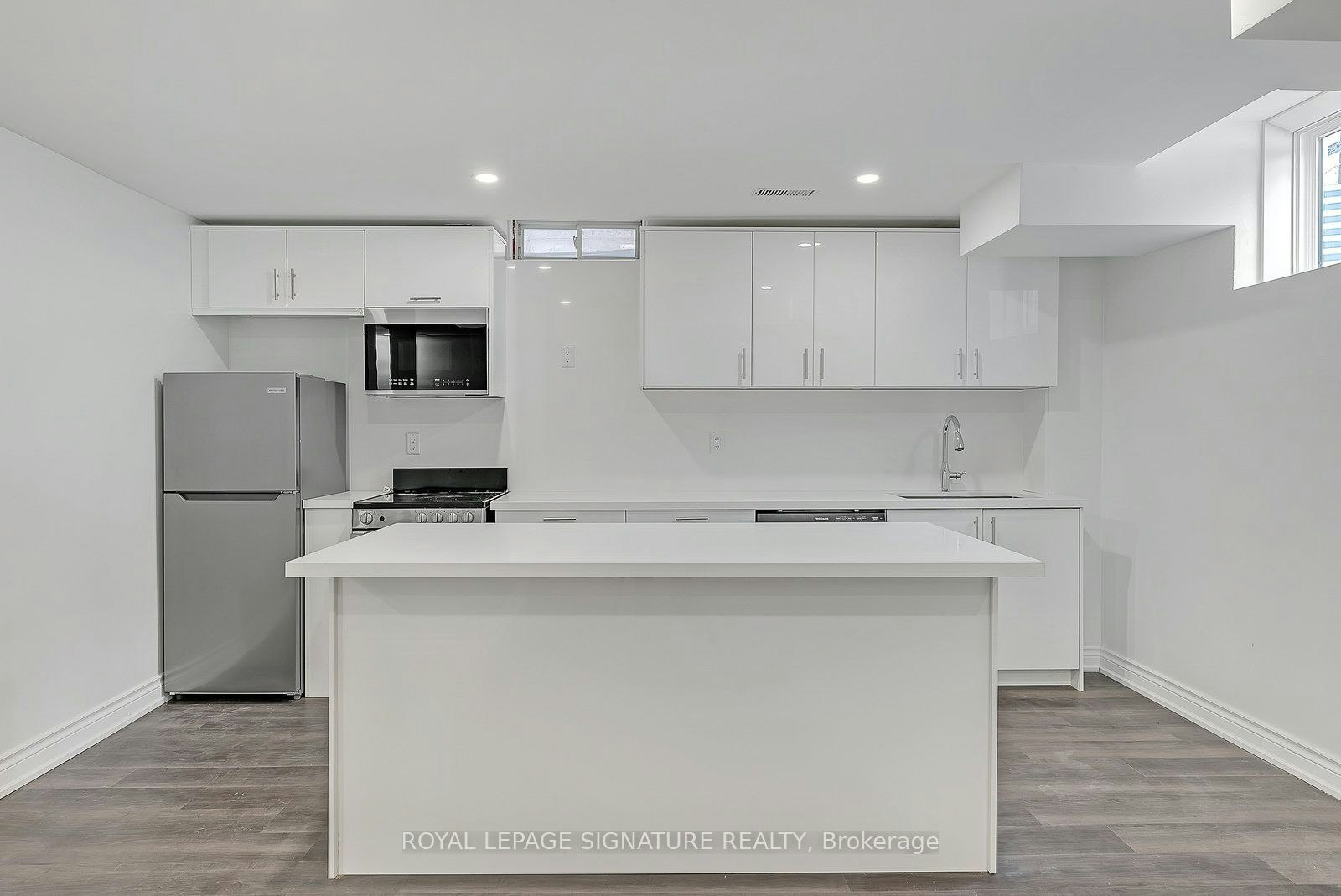 BSMT-353 Wood Duck Lane, Newmarket, ON, L3X 2X8 - 7