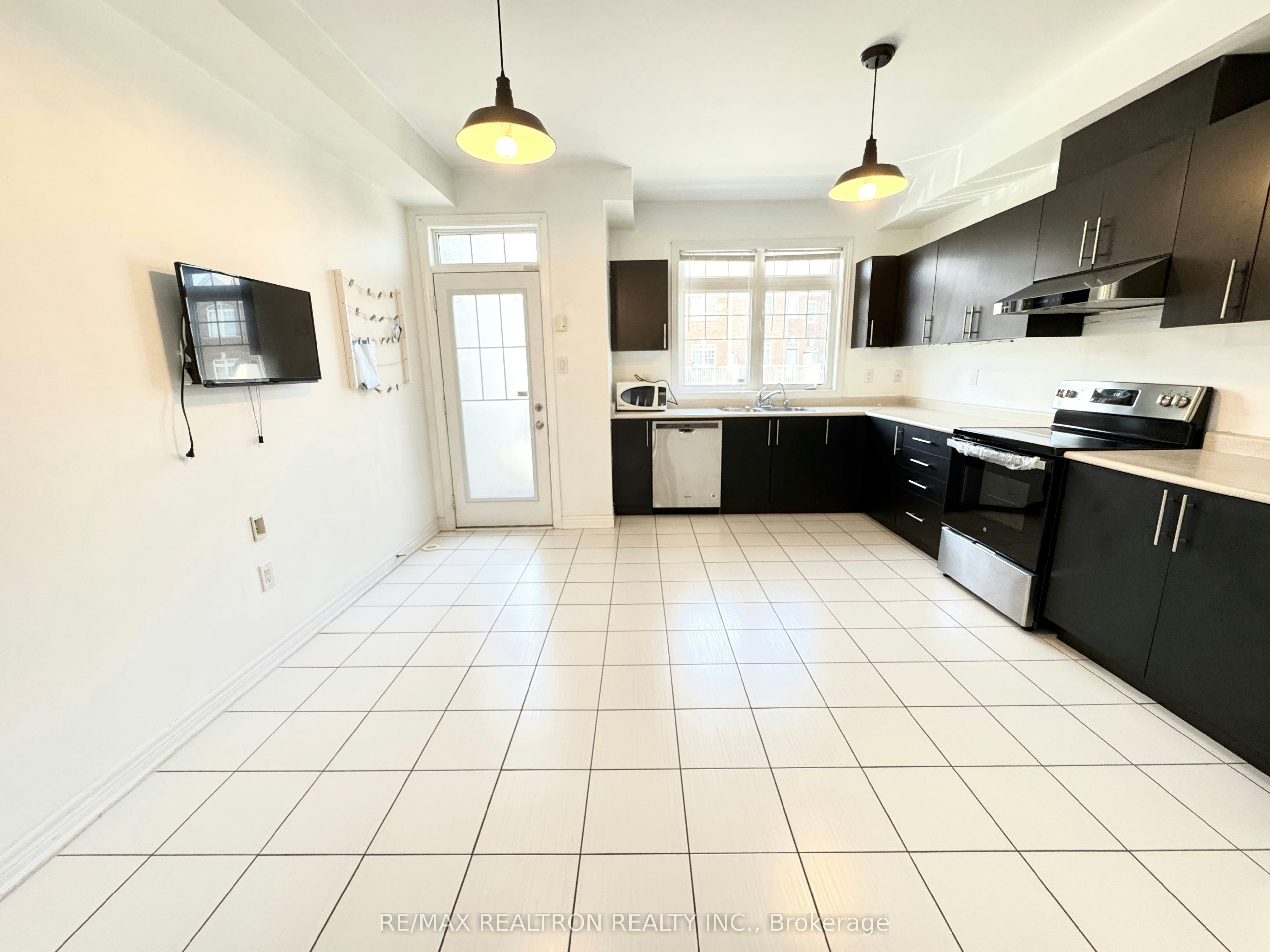 316 Delray Drive, Markham, ON, L6E 0R2 - 4