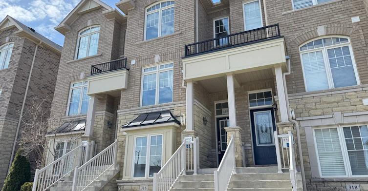 316 Delray Drive, Markham, ON, L6E 0R2 - 2