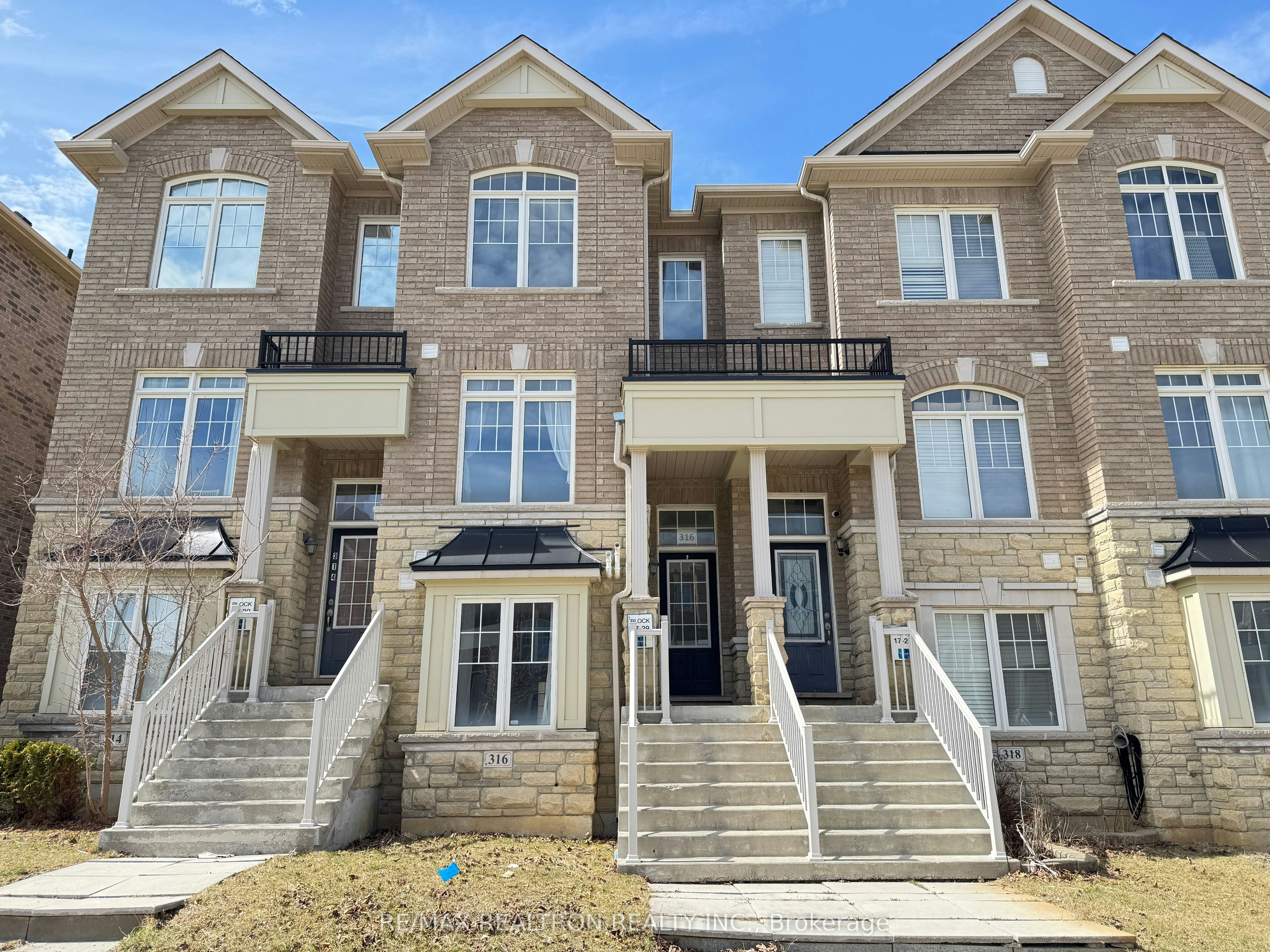 316 Delray Drive, Markham, ON, L6E 0R2
