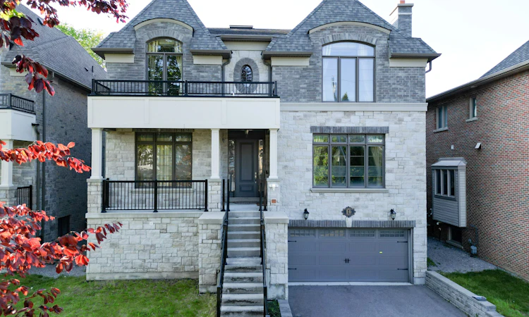 10 Stancroft Drive