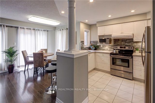 29 Futura Avenue, Richmond Hill, ON, L4S 1S8 - 6