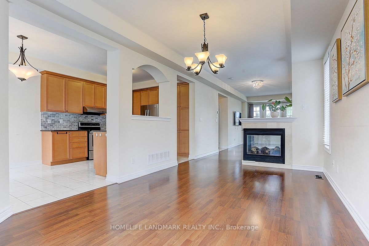 10 Paper Birch Drive, Markham, ON, L6B 0T4 - 4
