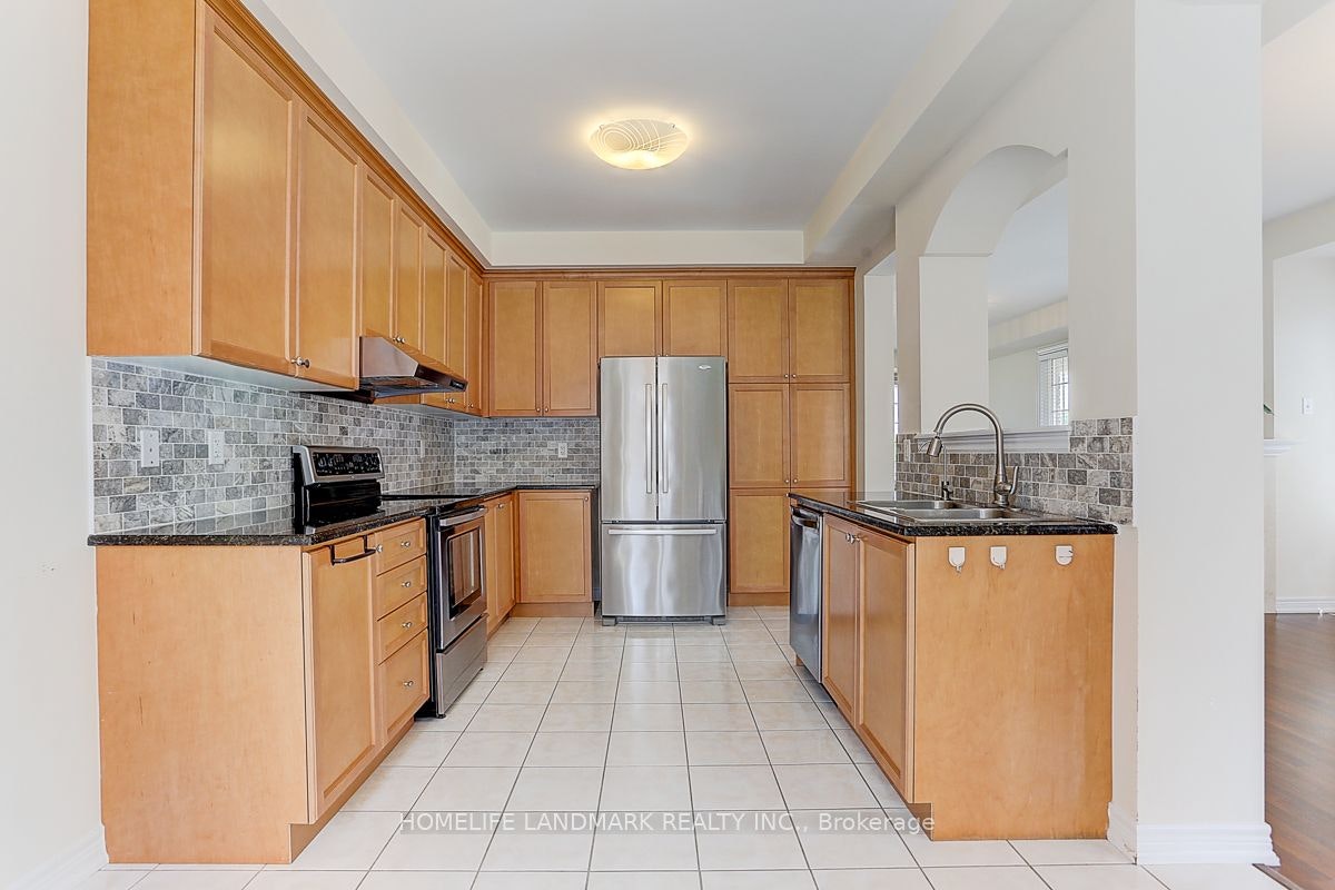 10 Paper Birch Drive, Markham, ON, L6B 0T4 - 11