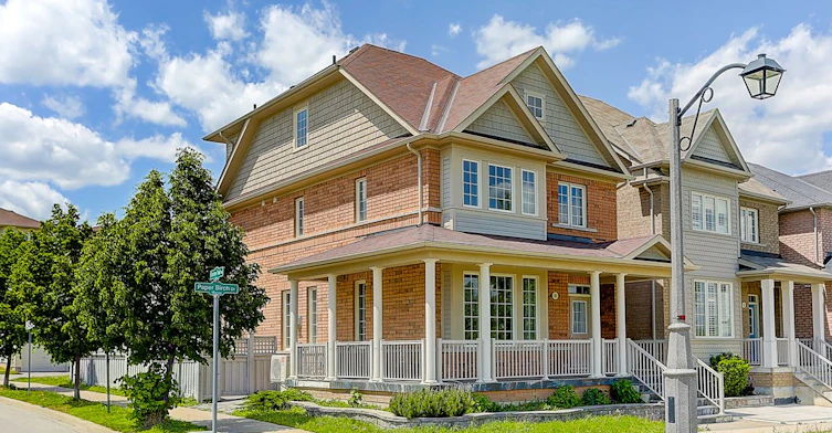 10 Paper Birch Drive, Markham, ON, L6B 0T4