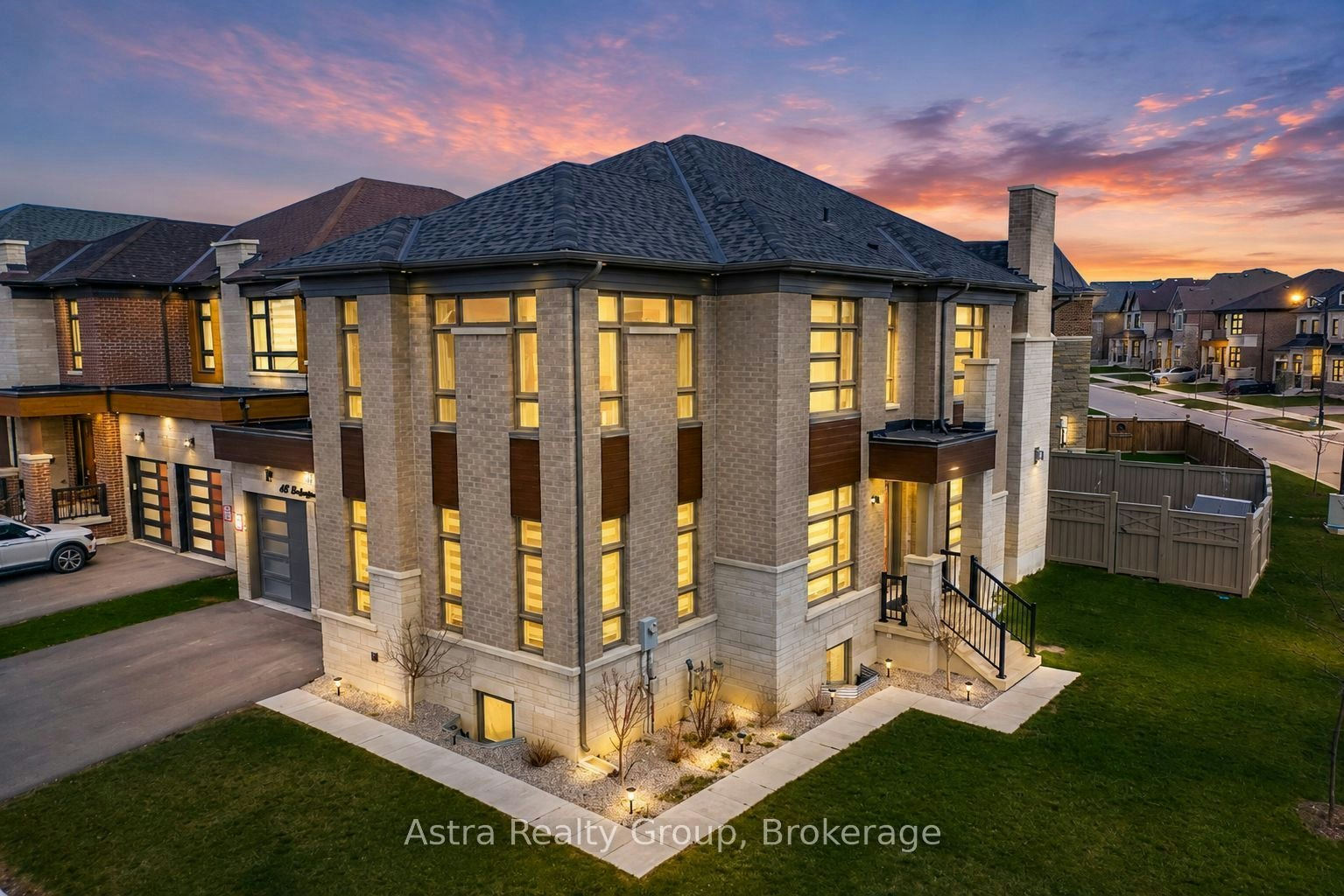 143 Ballantyne Boulevard, Vaughan, ON, L3L 0E6