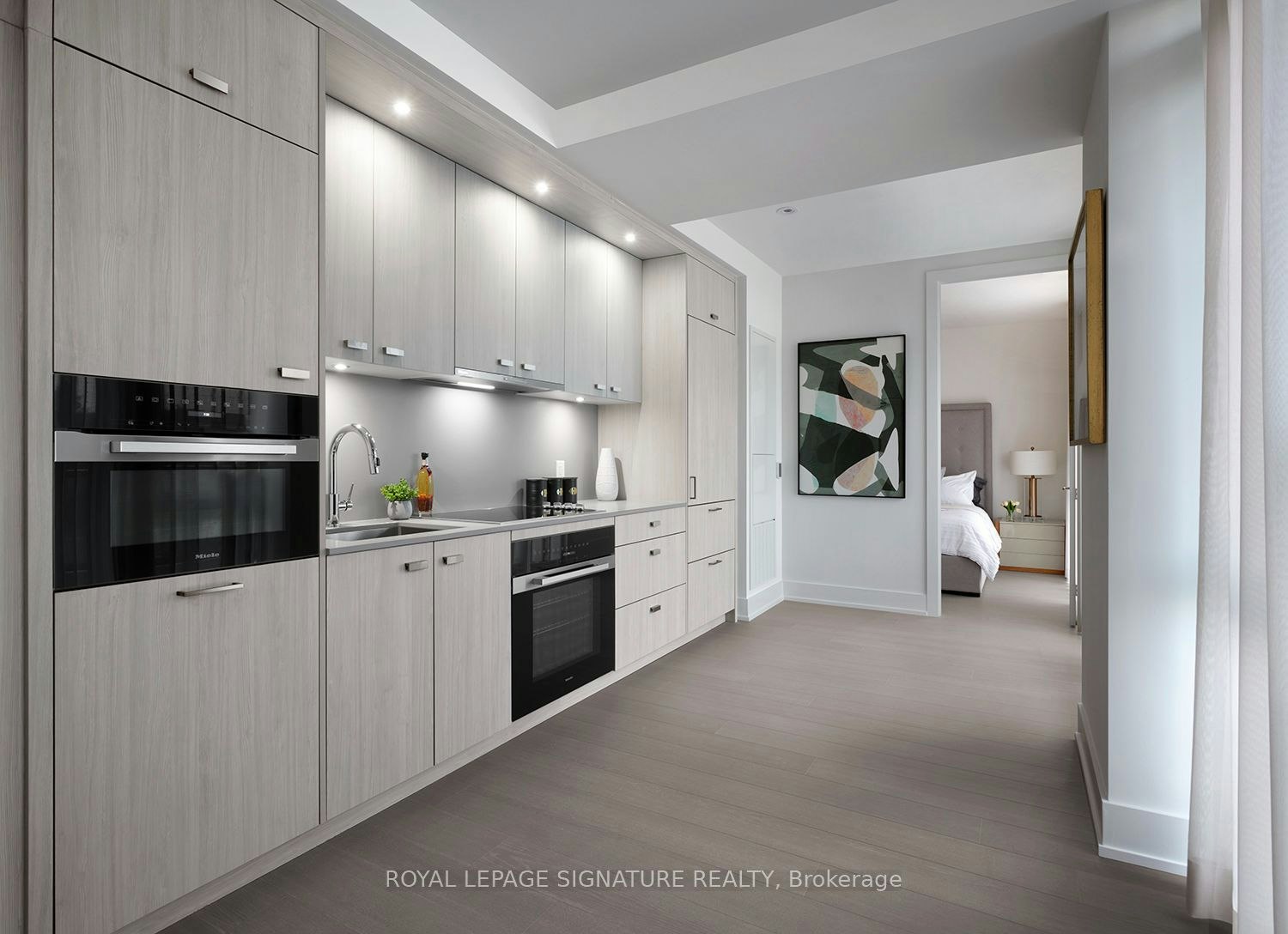 215-399 Royal Orchard Boulevard - 2