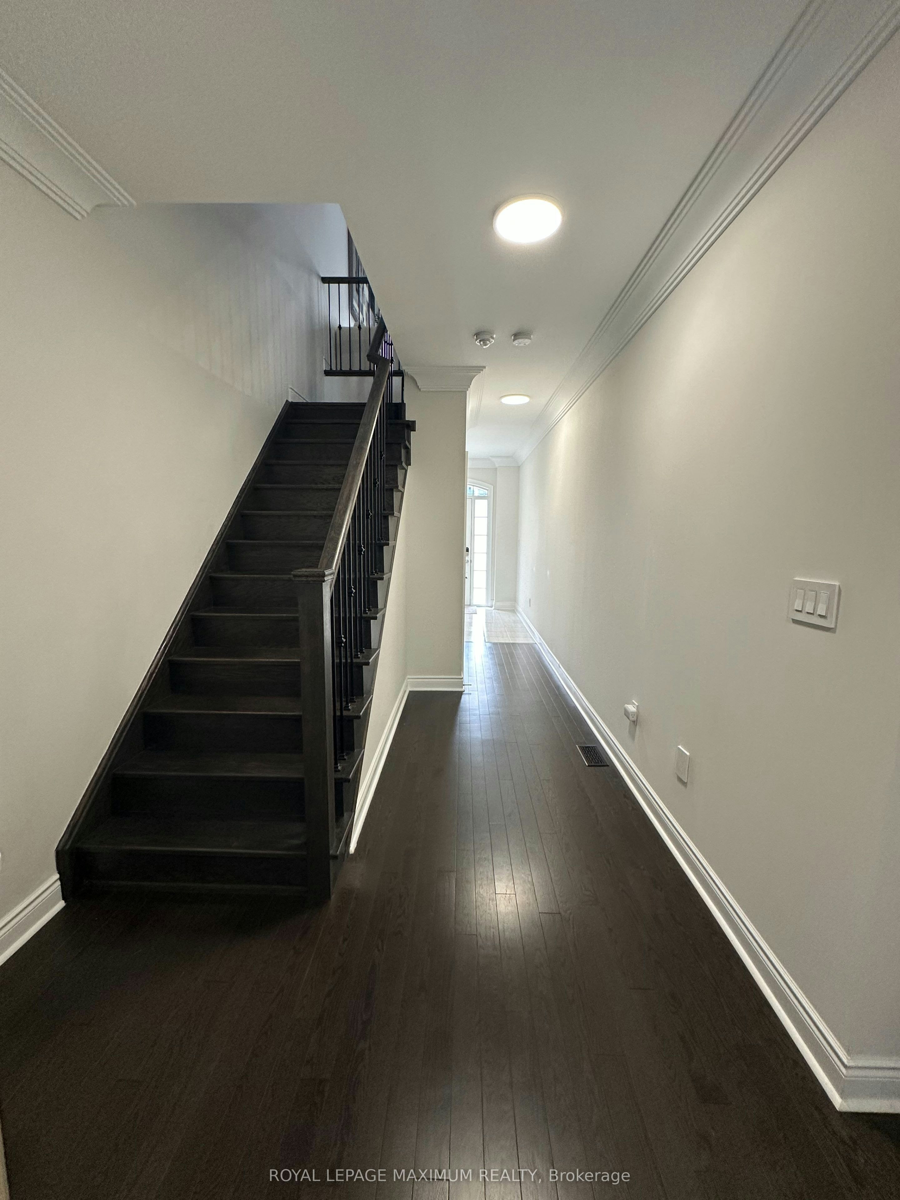 42 Ingleside Street, Vaughan, ON, L4L 0H9 - 3