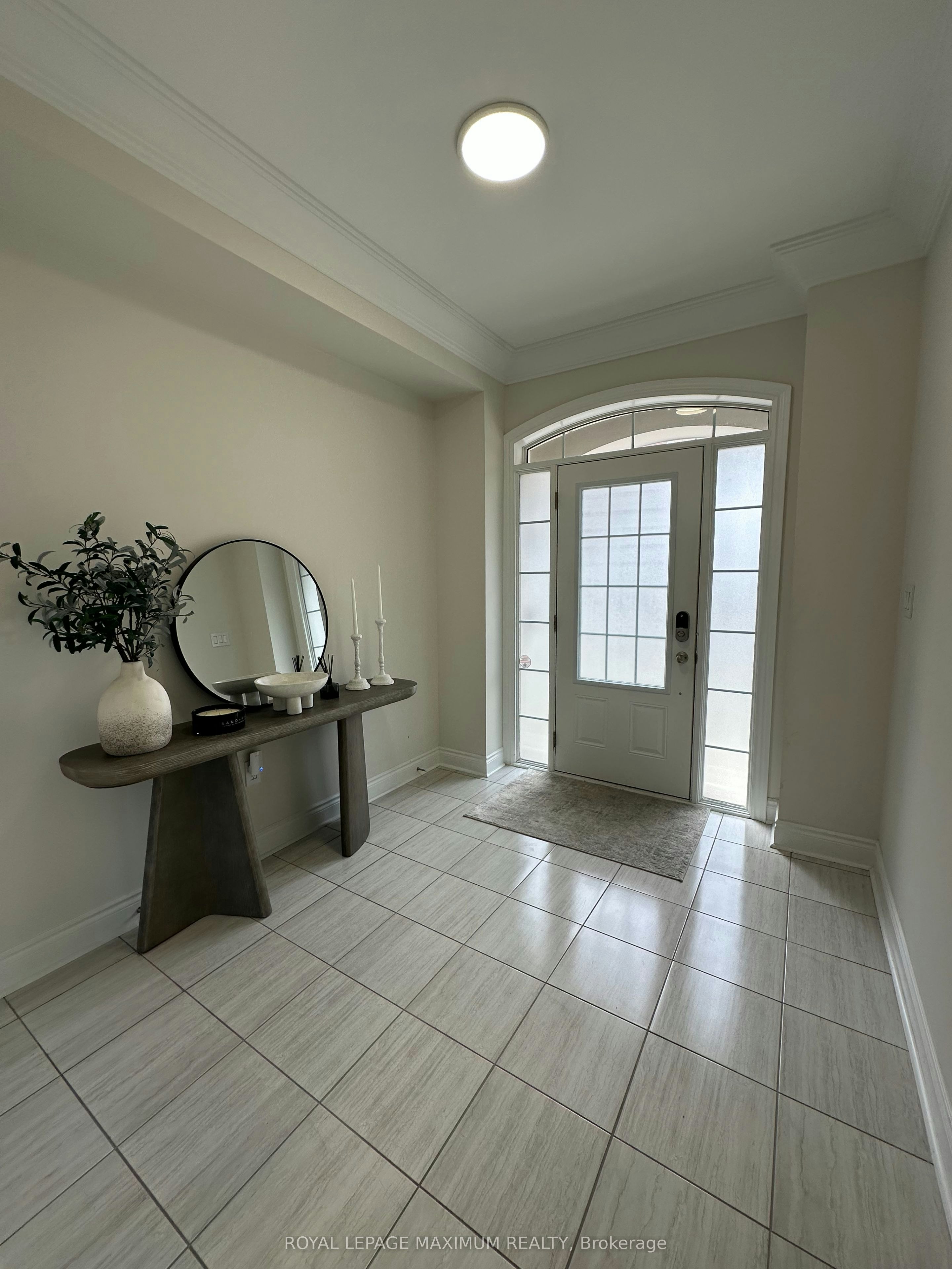 42 Ingleside Street, Vaughan, ON, L4L 0H9 - 2