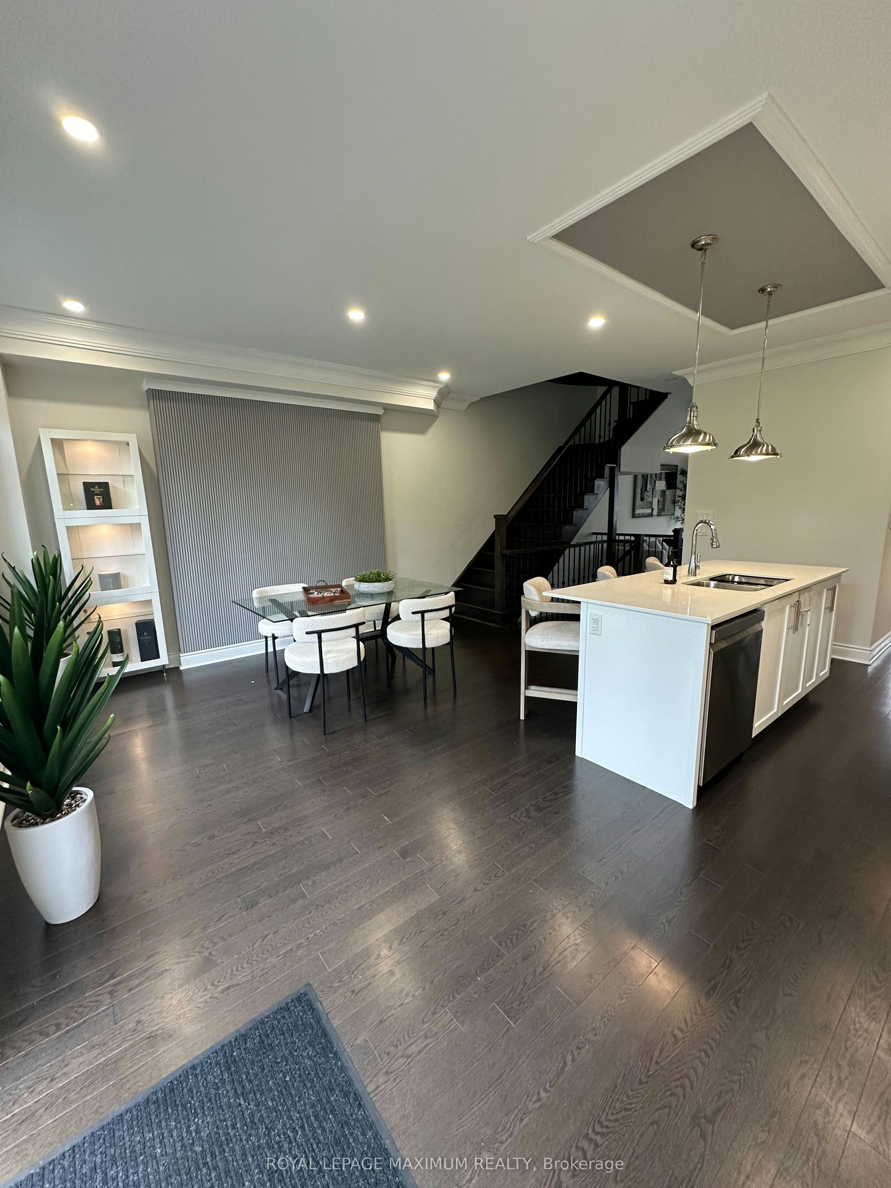 42 Ingleside Street, Vaughan, ON, L4L 0H9 - 9