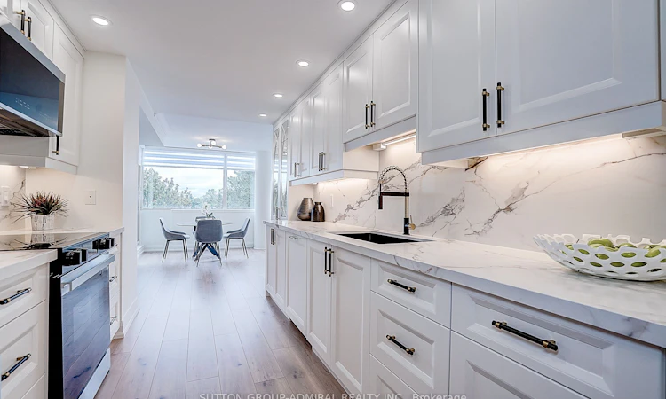 417-20 Harding Boulevard W