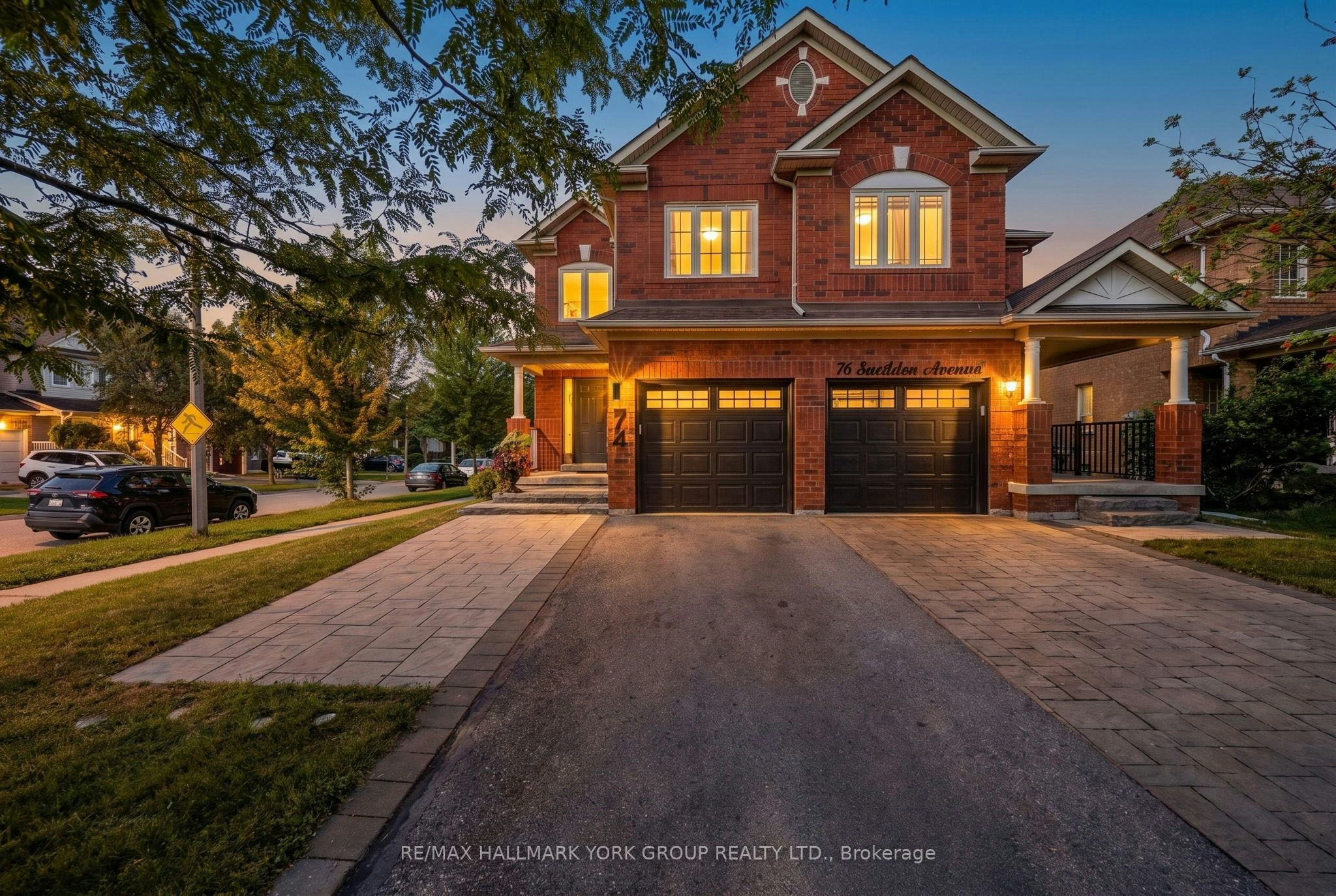 74 Snedden Avenue, Aurora, ON, L4G 7K7