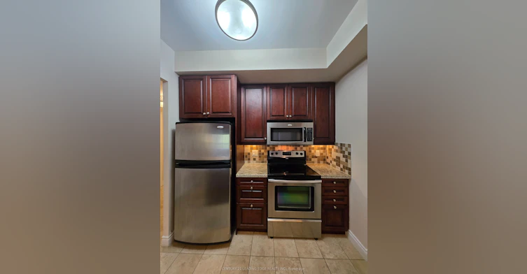 308-10101 Yonge Street, Richmond Hill, ON, L4C 0V6 - 8