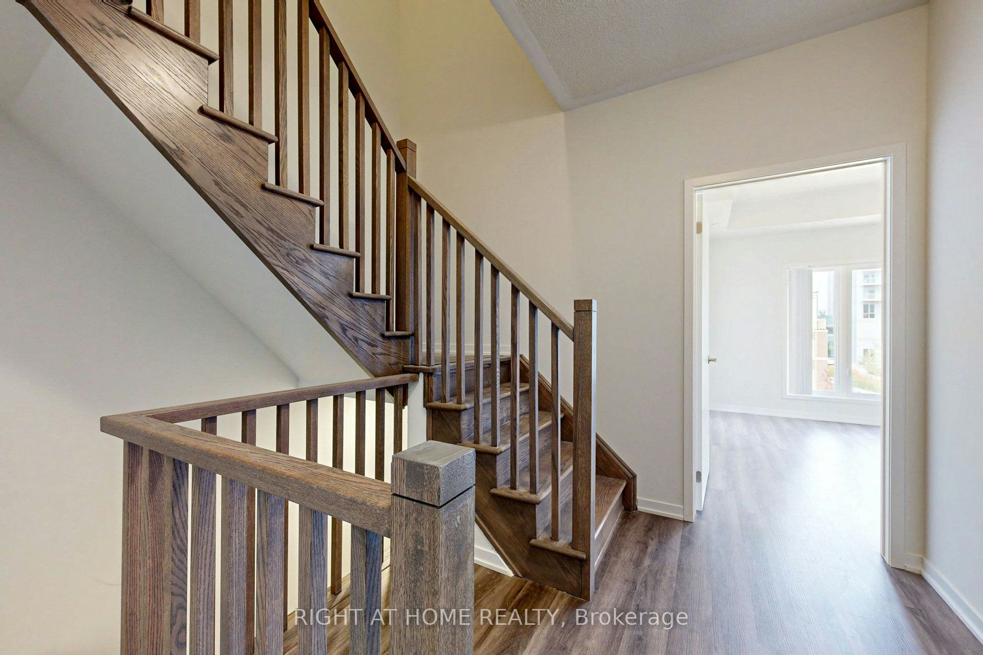 TH127-11 Almond Blossom Mews, Vaughan, ON, L4K 0N7 - 22