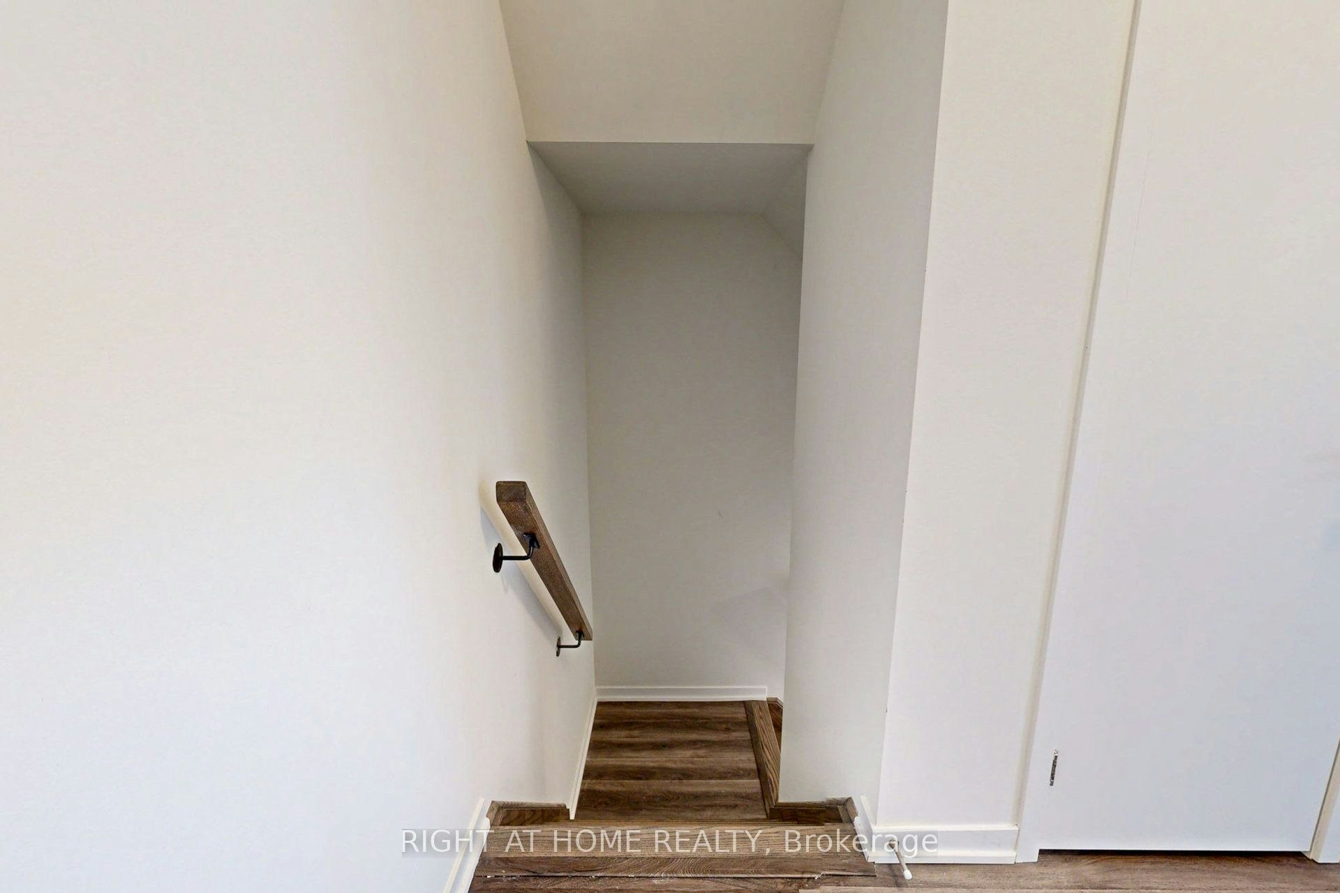 TH127-11 Almond Blossom Mews, Vaughan, ON, L4K 0N7 - 13