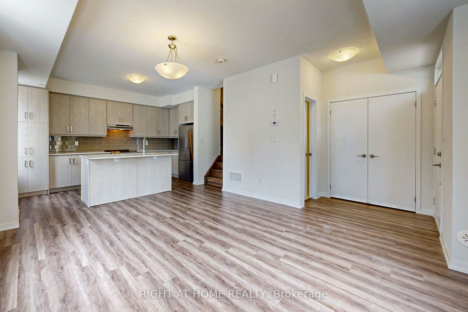 TH127-11 Almond Blossom Mews, Vaughan, ON, L4K 0N7 - 6