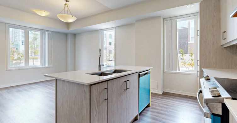 TH127-11 Almond Blossom Mews, Vaughan, ON, L4K 0N7 - 9