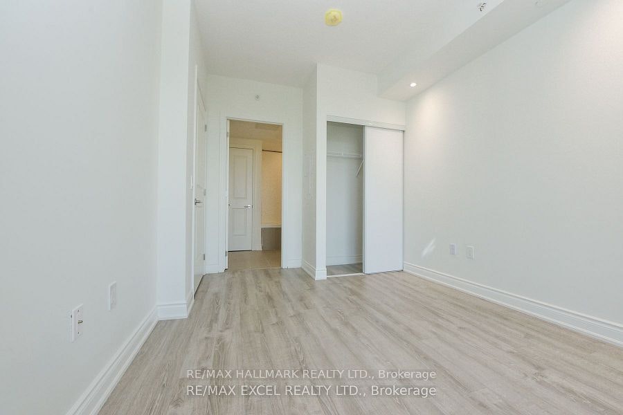 1011-9618 Yonge Street, Richmond Hill, ON, L4C 0X5 - 6