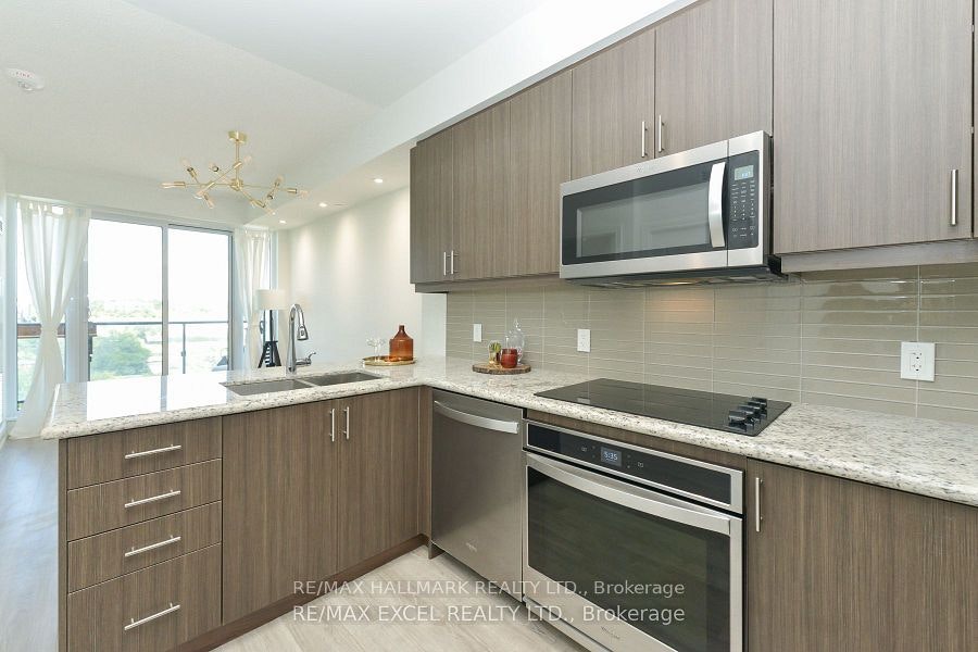 1011-9618 Yonge Street, Richmond Hill, ON, L4C 0X5 - 4