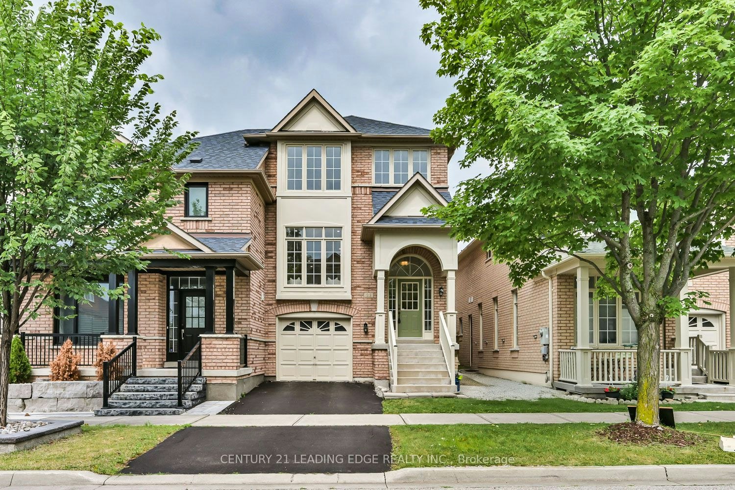 23 Crawford Street, Markham, ON, L6C 2L4