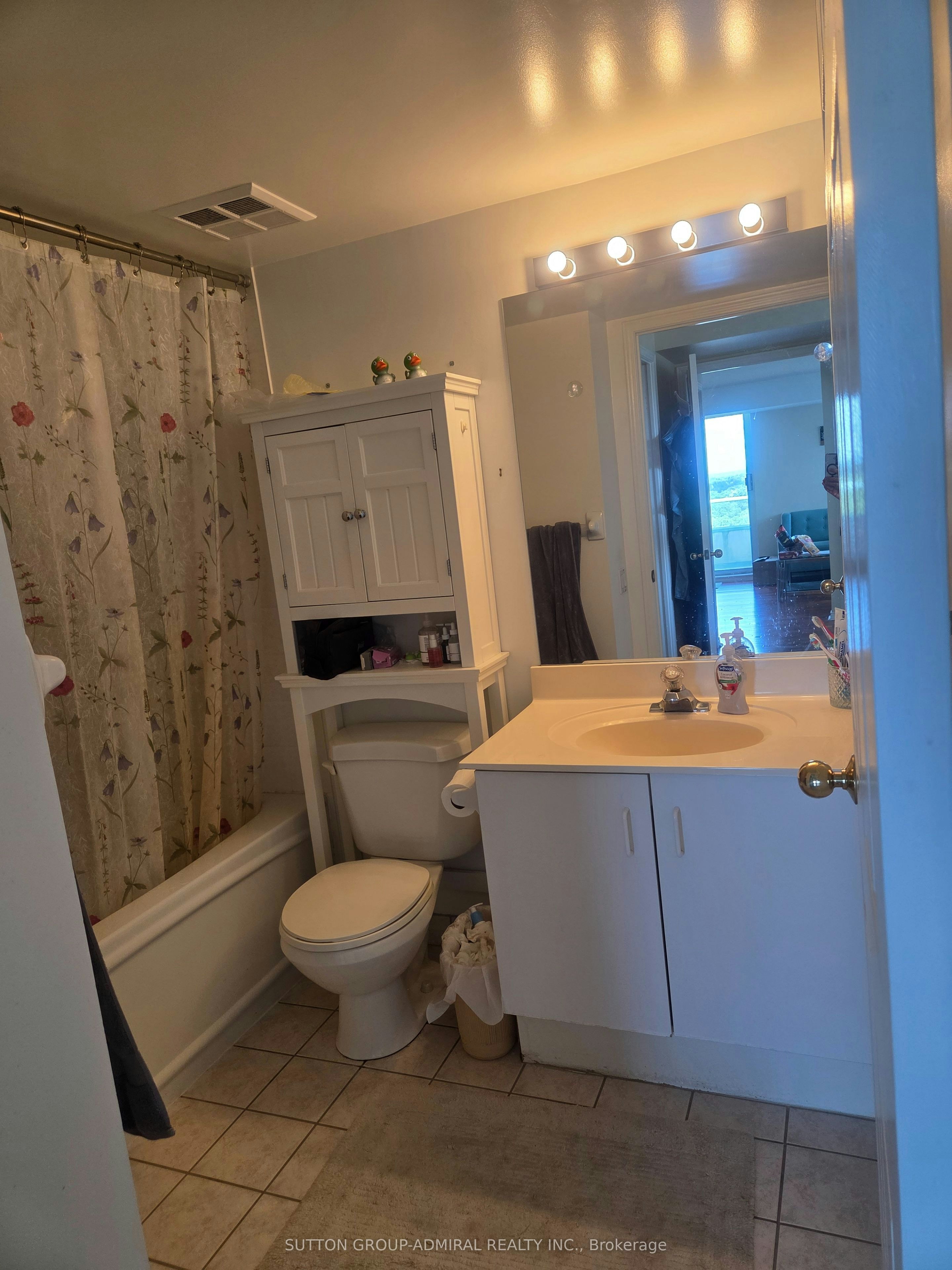 PH210-1 Emerald Lane, Vaughan, ON, L4J 8N2 - 11