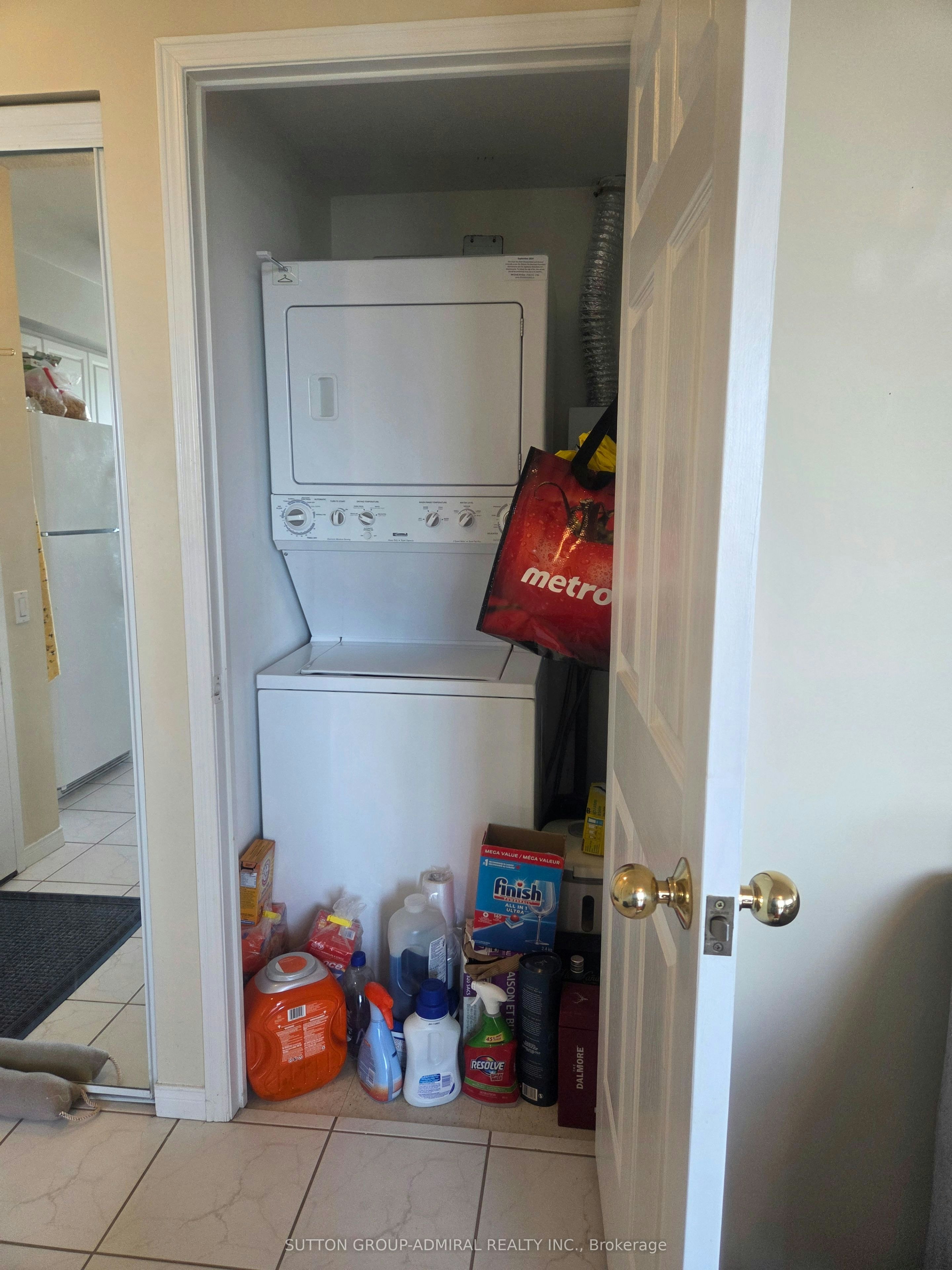 PH210-1 Emerald Lane, Vaughan, ON, L4J 8N2 - 17