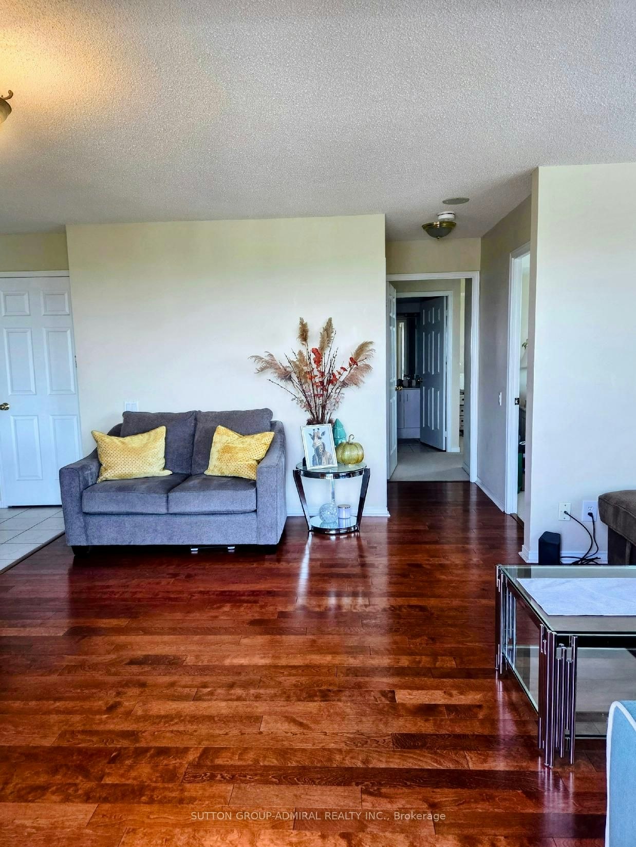 PH210-1 Emerald Lane, Vaughan, ON, L4J 8N2 - 2